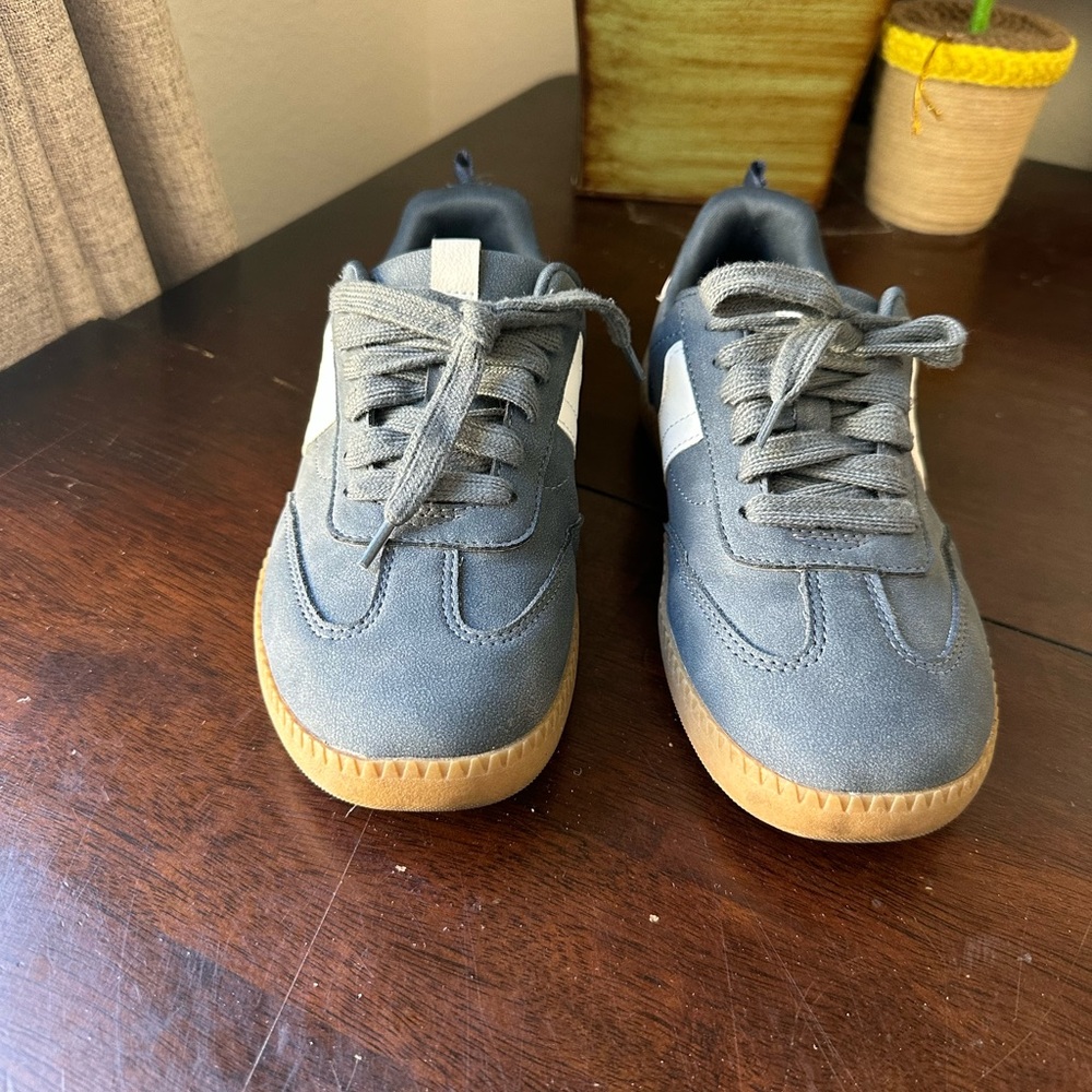 wonder nation Blue Suede-Look Kids Sneakers with Gum Sole